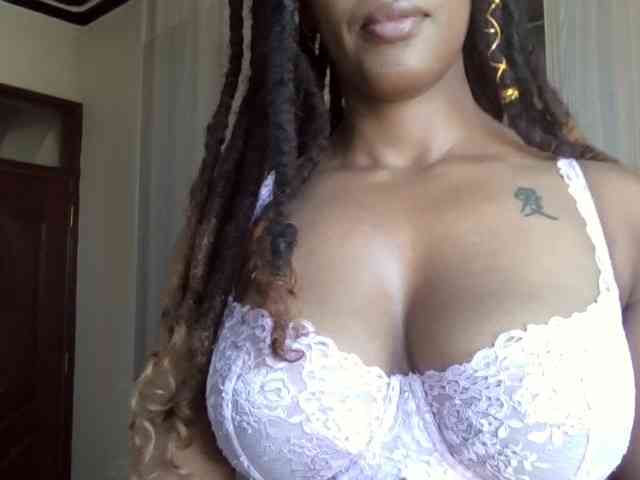 Saharangoddess webcam
