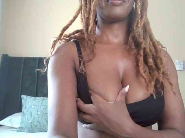 Saharangoddess webcam