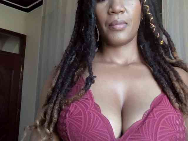 Saharangoddess webcam