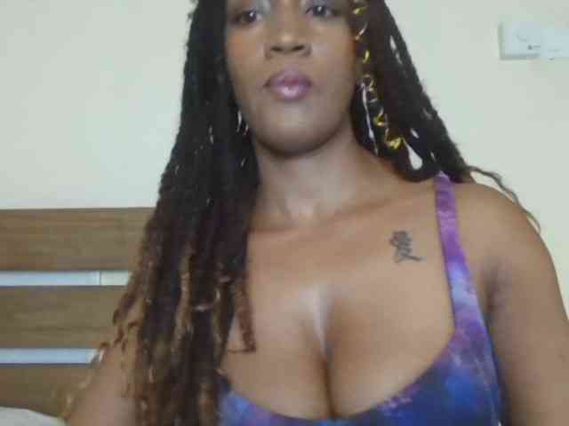 Saharangoddess webcam