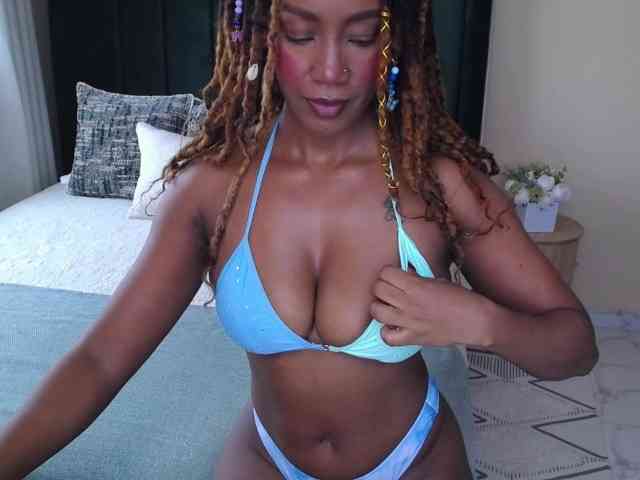 Saharangoddess webcam