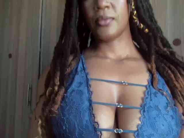 Saharangoddess webcam