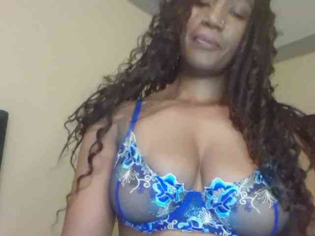 Saharangoddess webcam