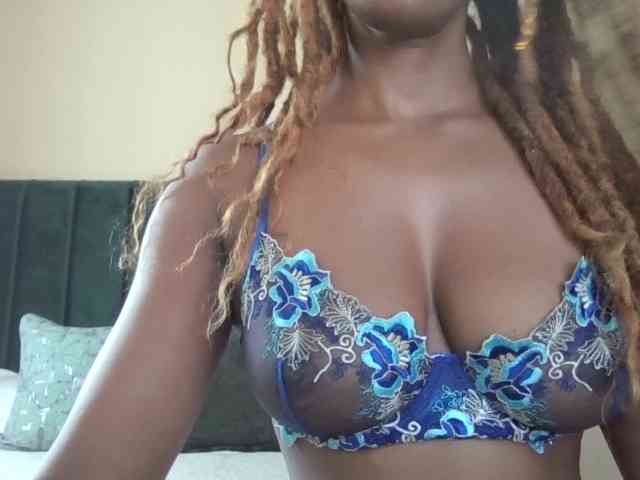 Saharangoddess webcam