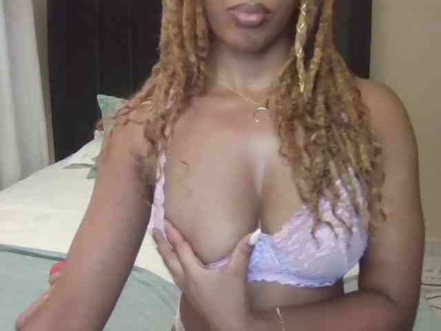 Saharangoddess webcam