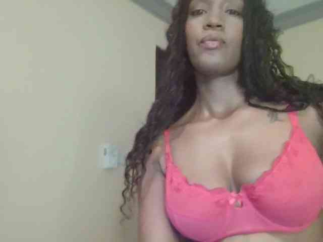 Saharangoddess webcam