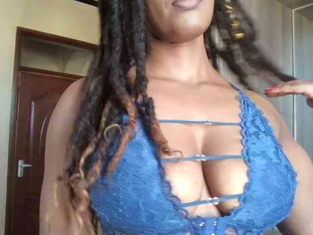 Saharangoddess webcam