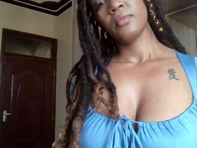 Saharangoddess webcam