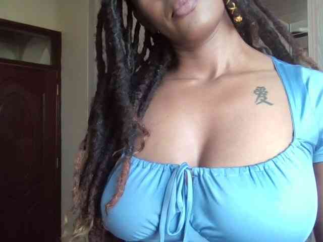 Saharangoddess webcam