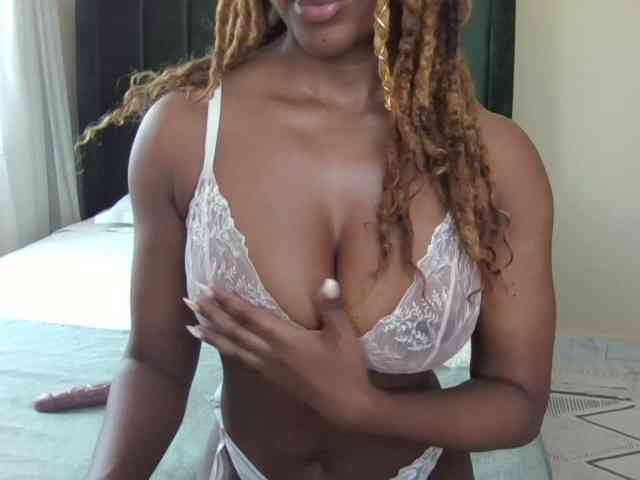 Saharangoddess webcam