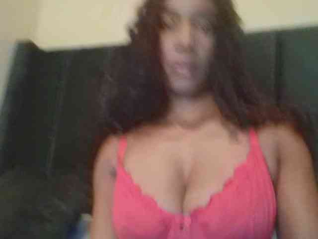 Saharangoddess webcam