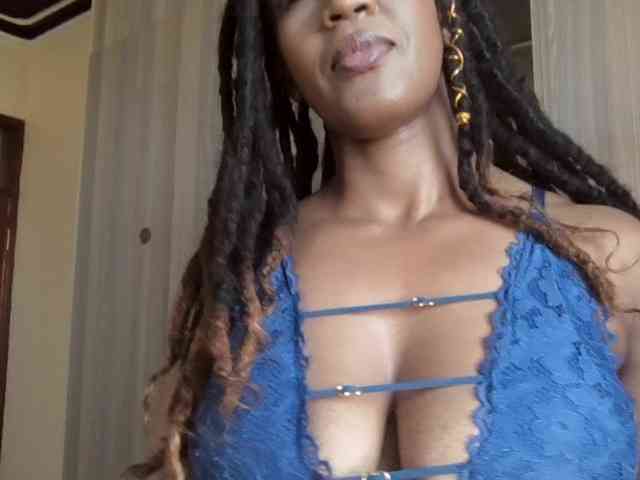 Saharangoddess webcam