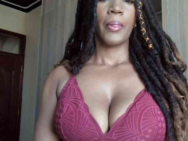 Saharangoddess webcam