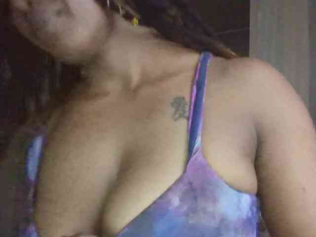 Saharangoddess webcam