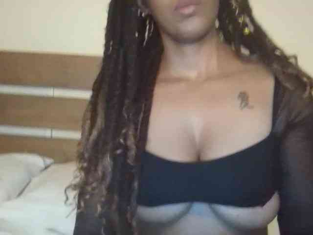 Saharangoddess webcam