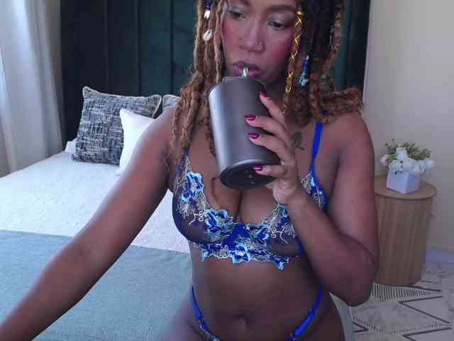 Saharangoddess webcam