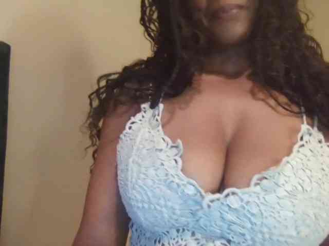 Saharangoddess webcam