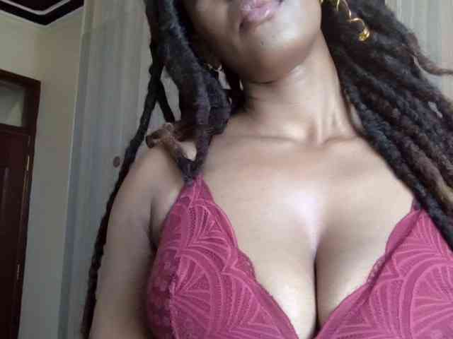 Saharangoddess webcam