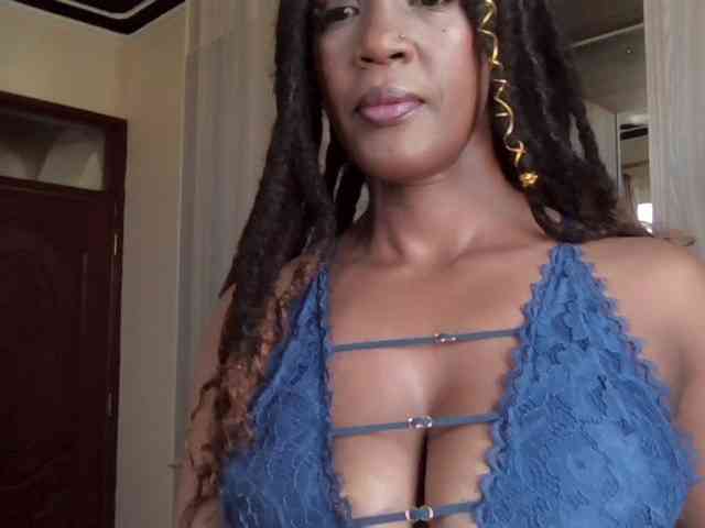 Saharangoddess webcam