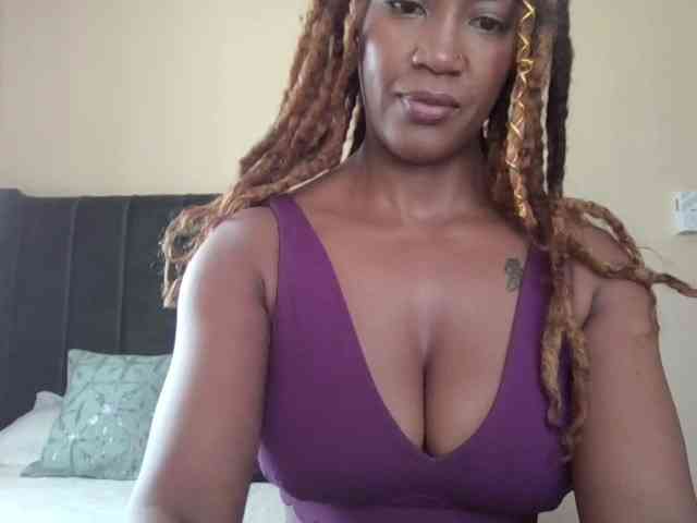 Saharangoddess webcam