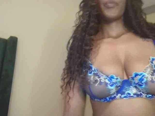 Saharangoddess webcam