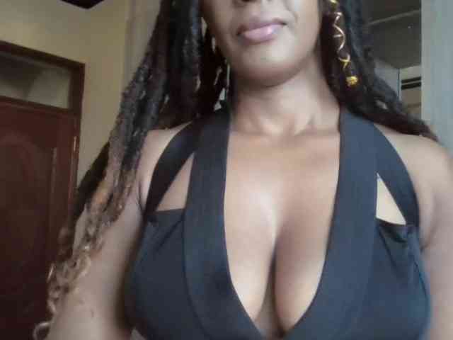 Saharangoddess webcam