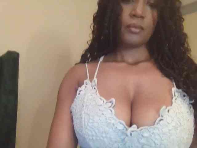 Saharangoddess webcam