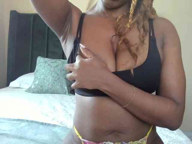 Saharangoddess webcam