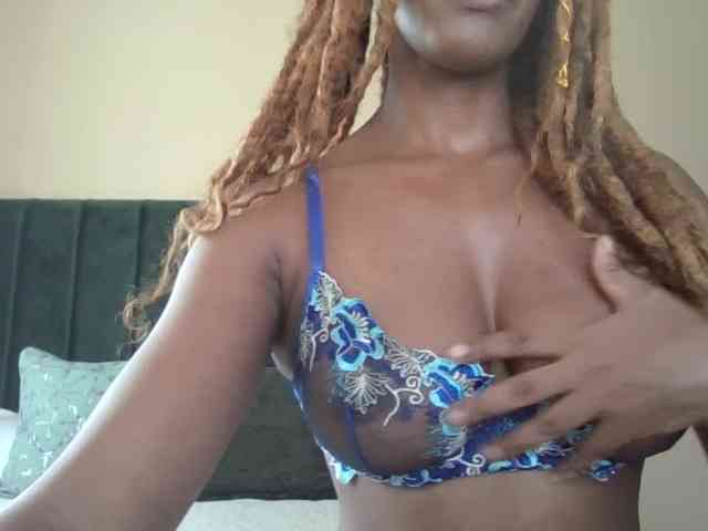 Saharangoddess webcam