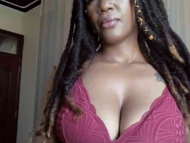 Saharangoddess webcam