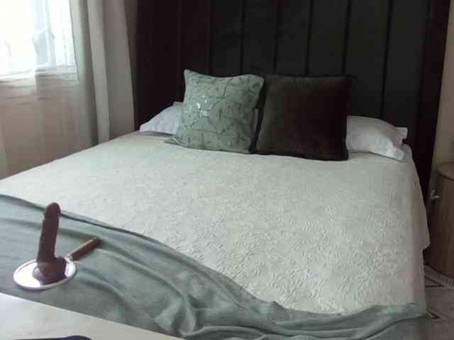 Saharangoddess webcam