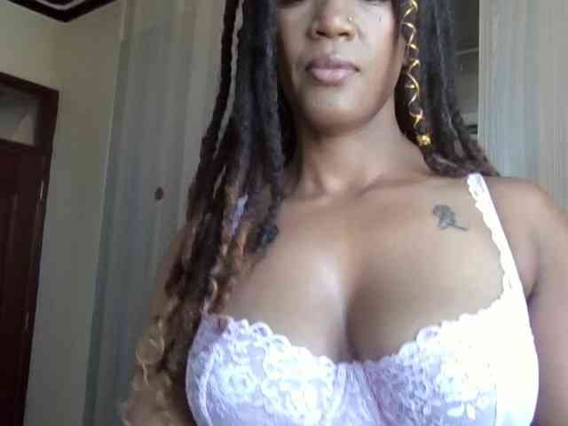 Saharangoddess webcam
