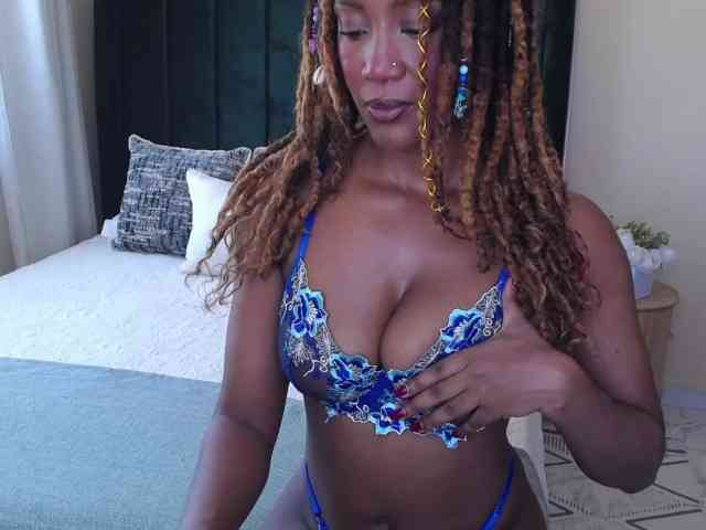 Saharangoddess webcam