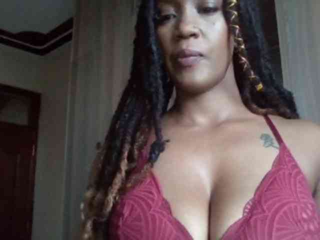 Saharangoddess webcam