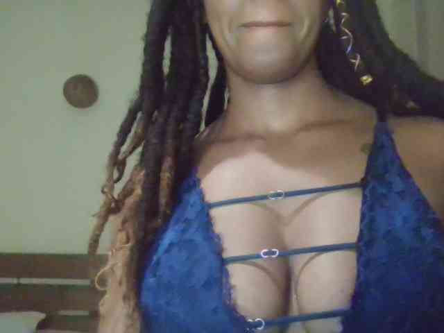 Saharangoddess webcam