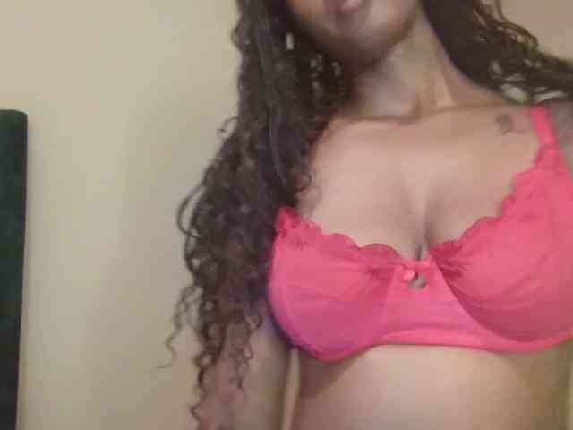 Saharangoddess webcam