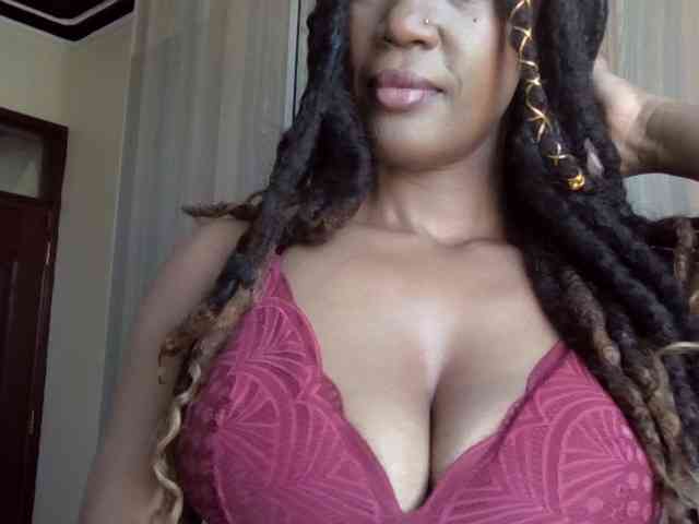 Saharangoddess webcam