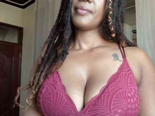Saharangoddess webcam