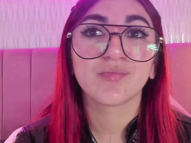 CHERRYFLAME-VC's BongaCams show and profile