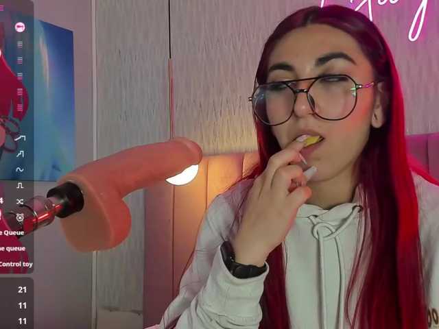 CHERRYFLAME-VC webcam bongacams model stream image