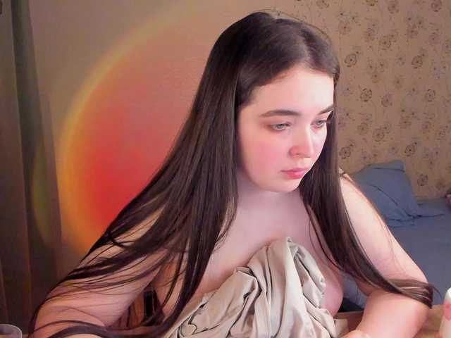 Alicenextdoor's BongaCams show and profile