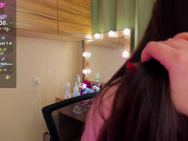 Alicenextdoor's BongaCams show and profile