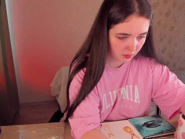 Alicenextdoor's BongaCams show and profile