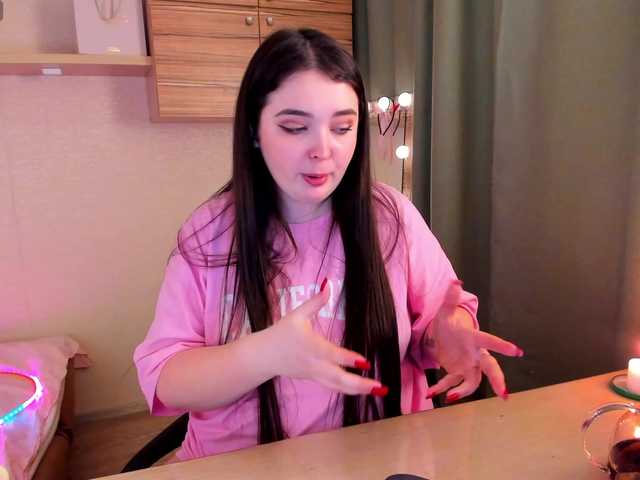 Alicenextdoor's BongaCams show and profile