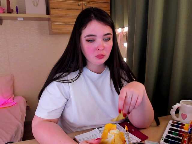 Alicenextdoor's BongaCams show and profile