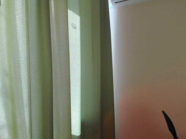 Alicenextdoor's BongaCams show and profile