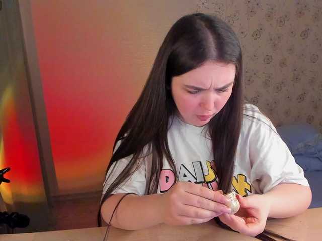 Alicenextdoor's BongaCams show and profile