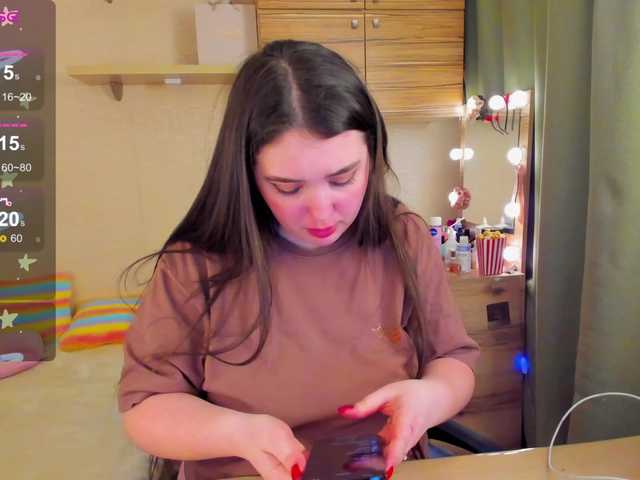 Alicenextdoor live cam