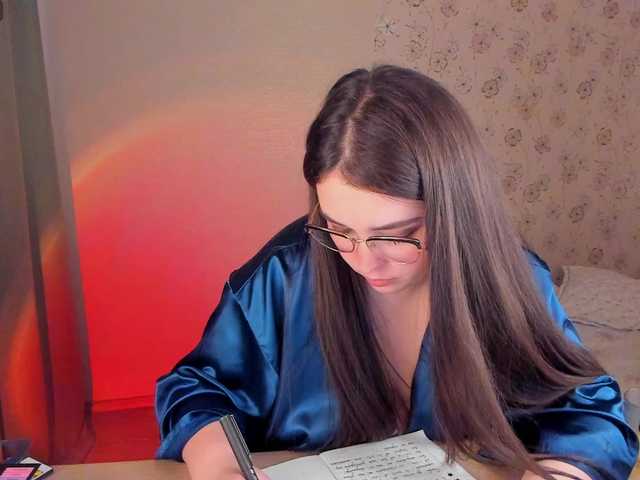 Alicenextdoor's BongaCams show and profile