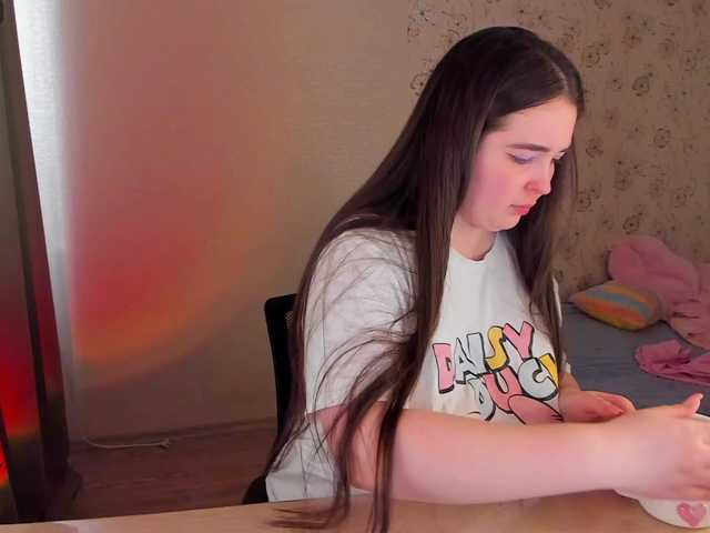 Alicenextdoor's BongaCams show and profile